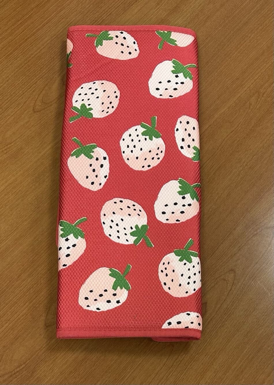 KATE SPADE REVERSIBLE Dish Drying Mat STRAWBERRIES RED GREEN POLYESTER NEW